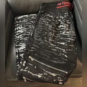 MEN’S BLACK/SILVER JEANS